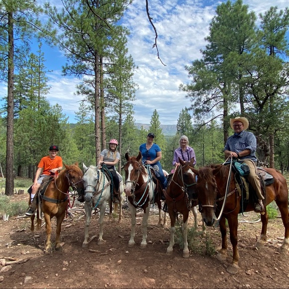 Meet your Posher, Jessica - Picture 4 of 7